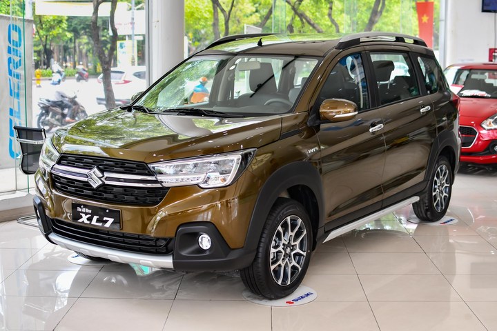 Vì sao Mitsubishi Xpander và Suzuki XL7 áp đảo Toyota Innova? - 2