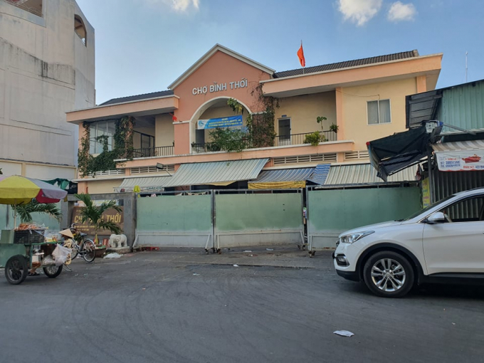 TP.HCM cho mở cửa 3 chợ truyền thống - 1