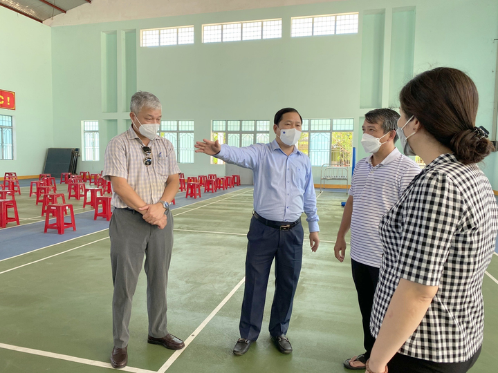 Bình Định thuê máy bay chở 1.000 người làm việc tại TP.HCM về quê nhà - 1