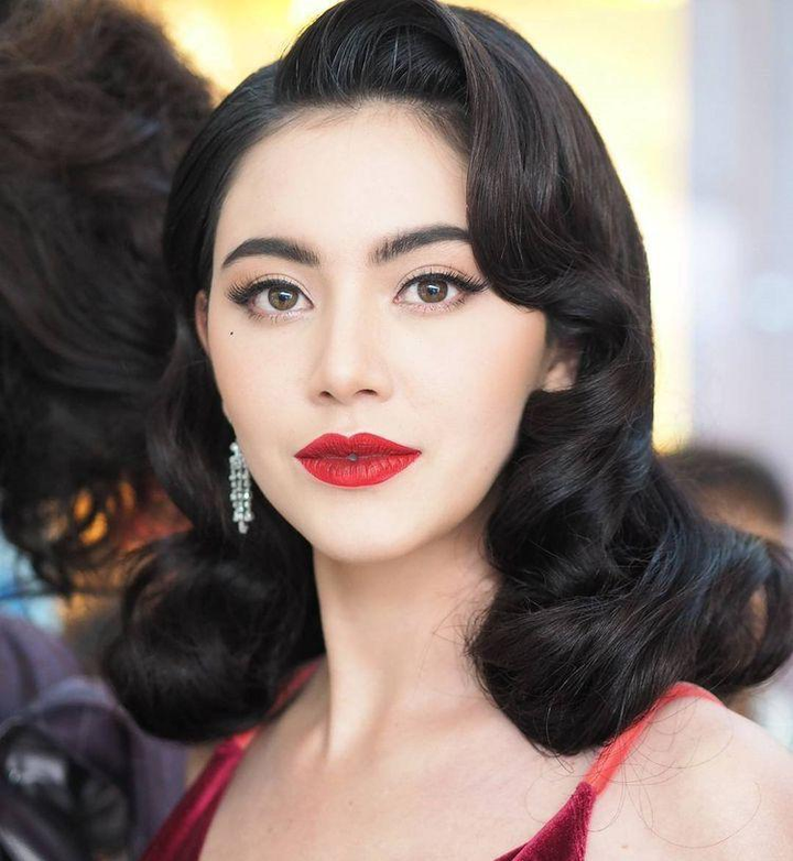 Ngắm Hồng Diễm trong tạo hình quý cô Thượng Hải cổ điển