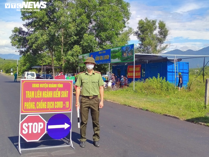 Khánh Hòa, Bình Định ghi nhận thêm nhiều người dương tính với SARS-CoV-2 - 1