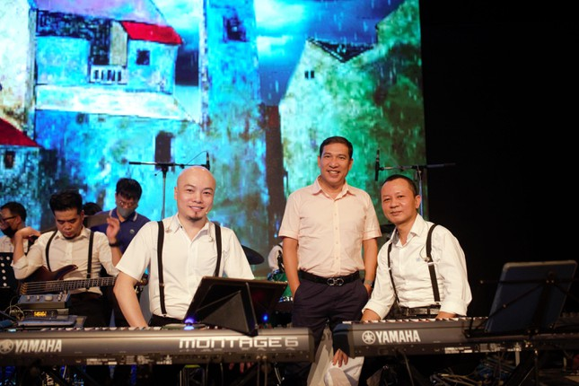 Sẩy miệng về chợ Sắt, Quang Thắng suýt không về được Hải Phòng - 1