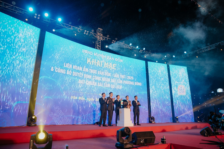 Tại sao nên sở hữu ngay 'đất vàng' ven biển Vân Đồn sổ đỏ lâu dài? - 1