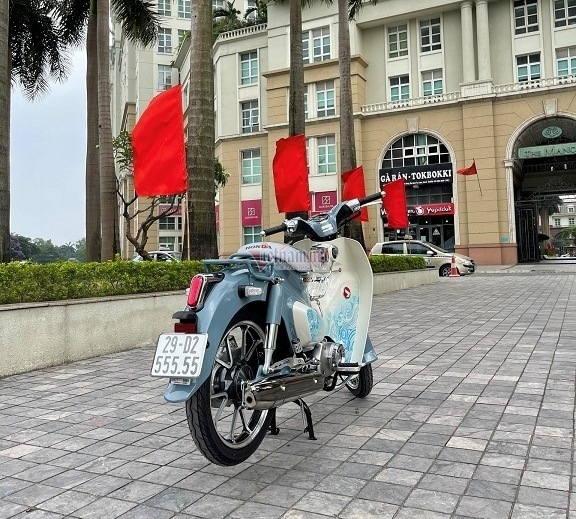 Honda Cub C125 cũ biển ngũ quý giá 400 triệu đồng tại Hà Nội - 2