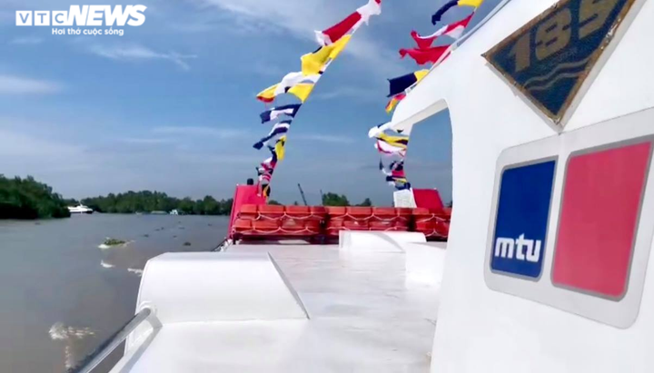 Rau củ quả từ miền Tây khởi hành về TP.HCM trên con tàu chở khách giá triệu USD - 4