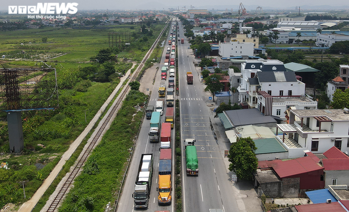 Ảnh: Quốc lộ 5 thoát cảnh ùn tắc xe qua chốt kiểm soát COVID-19 vào Hải Phòng - 10