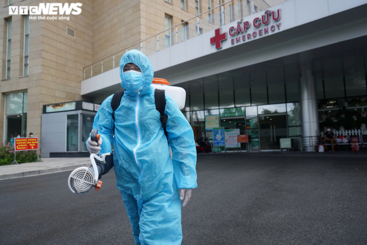 Ảnh: Cận cảnh 'viện trong viện' điều trị bệnh nhân COVID-19 nặng tại TP.HCM - 2