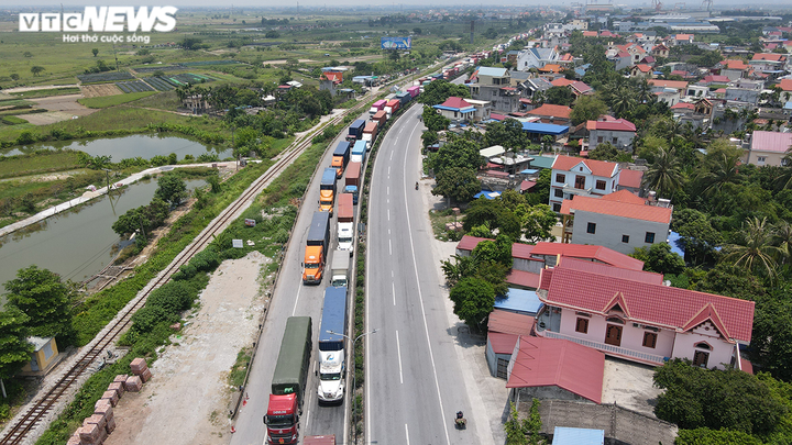 Ảnh: Quốc lộ 5 thoát cảnh ùn tắc xe qua chốt kiểm soát COVID-19 vào Hải Phòng - 8