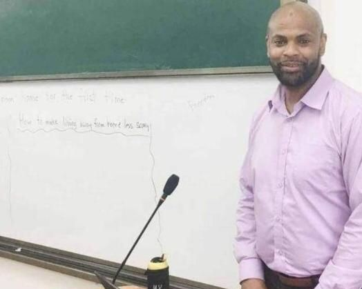 Nữ sinh bị thầy giáo sát hại dã man, cha mẹ phẫn uất đòi công bằng cho con gái - 2