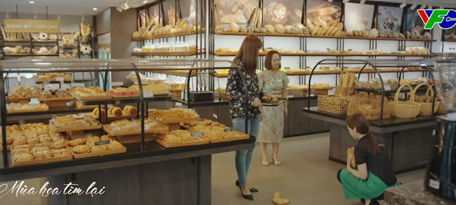 'Mùa hoa tìm lại' tập 26: Tuyết bán bánh mì, Lệ được đại gia cầu hôn - 2