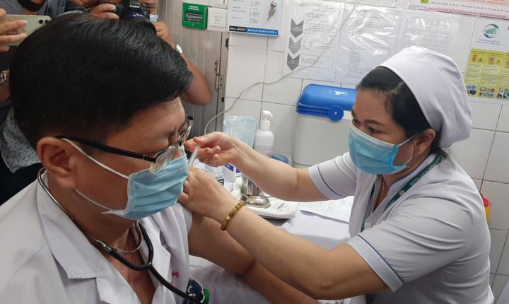 TP.HCM tiêm đại trà vaccine COVID-19 đợt 5 từ ngày 22/7 - 1