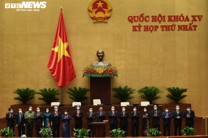 Thứ trưởng Lê Tấn Tới đắc cử Chủ nhiệm Ủy ban Quốc phòng và An ninh - 1