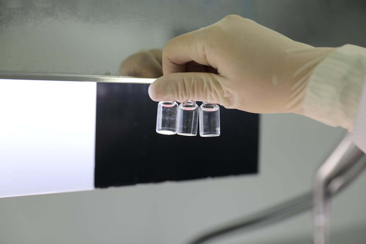 Cận cảnh quy trình gia công vaccine COVID-19 Sputnik V của Nga tại Việt Nam - 7