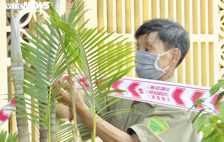 Ảnh: Gia Lai phong tỏa nhiều địa điểm liên quan đến ca dương tính SARS-CoV-2 - 5