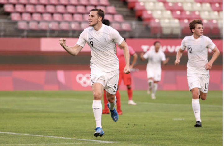Olympic Tokyo: Sao Ngoại hạng Anh ghi bàn, New Zealand bất ngờ thắng Hàn Quốc - 1
