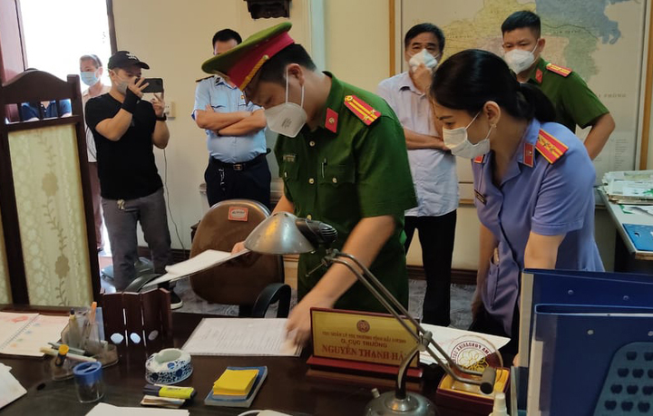 Bắt tạm giam nguyên Quyền Cục trưởng Cục Quản lý thị trường Hải Dương - 2