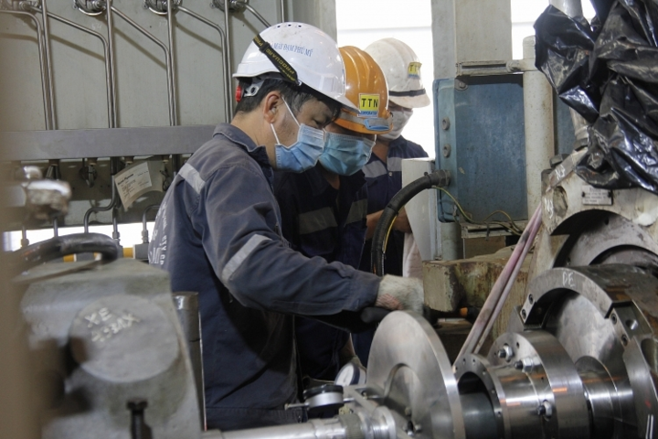 Petrovietnam tiếp tục chủ động, linh hoạt, sáng tạo để thực hiện 'mục tiêu kép' - 4