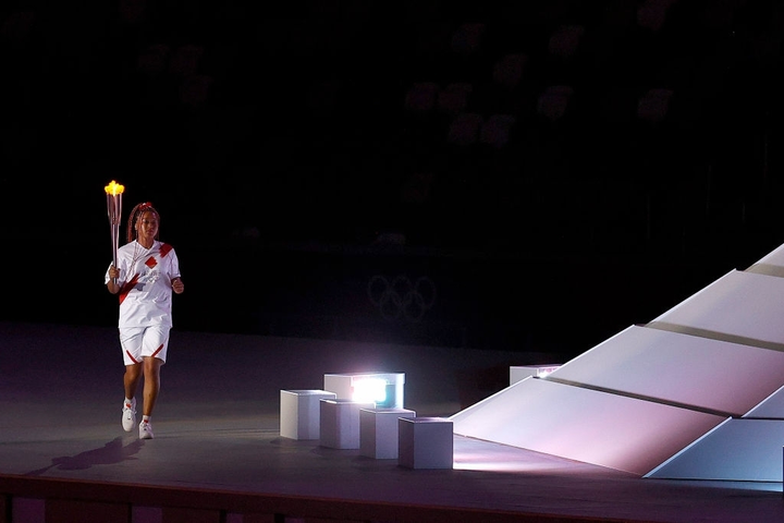 Olympic Tokyo 2020: Lễ khai mạc rực rỡ, Naomi Osaka thắp đài lửa - 12