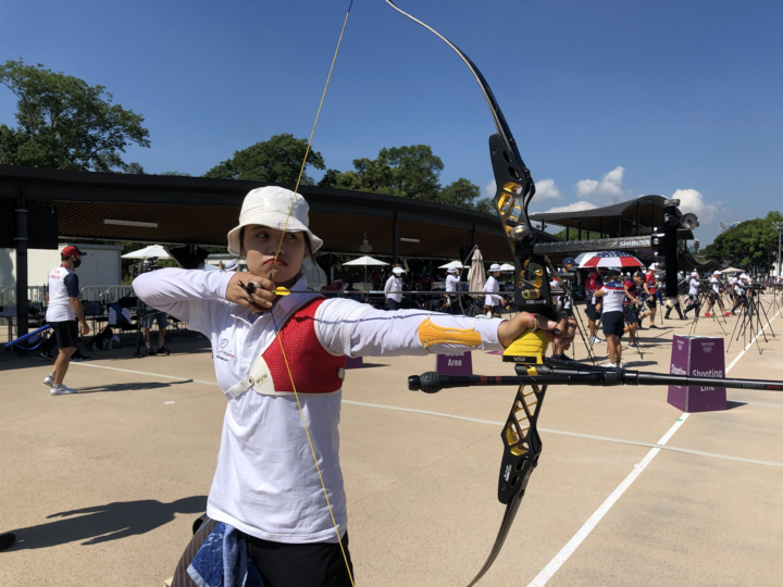 COVID-19 rình rập làng Olympic, đoàn Việt Nam vừa thi đấu vừa lo tránh dịch - 1