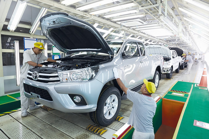 COVID-19 khiến 3 nhà máy Toyota ở Thái Lan tạm dừng hoạt động - 1