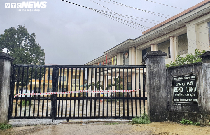 Ghi nhận thêm ca dương tính với SARS-CoV-2, Gia Lai phong tỏa nhiều địa điểm - 3