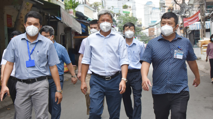 Bộ Y tế khẩn thiết kêu gọi toàn bộ hệ thống y tế tham gia chống dịch tại TP.HCM - 1