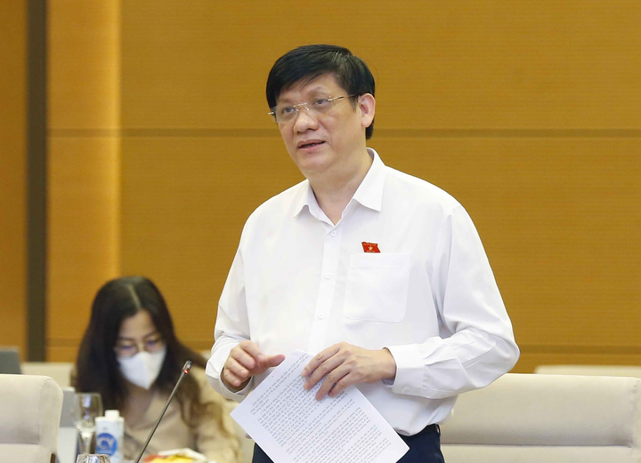 Chính phủ đề nghị áp dụng biện pháp chống dịch như ban bố tình trạng khẩn cấp - 1