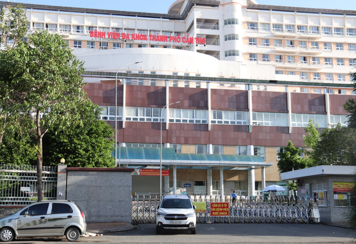 Phong toả Bệnh viện Đa khoa TP Cần Thơ - 1