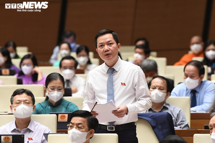 ĐBQH: 10 triệu liều vaccine về Việt Nam, mới khoảng 4,5 triệu người được tiêm - 1