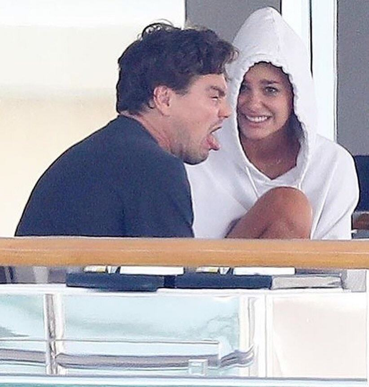 Tài tử Titanic: Từ nam thần vạn người mê đến ông chú bụng phệ chuyên tấu hài - 10