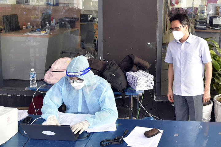 ‘Mong mọi người ở nhà để chúng tôi sớm được trở về nhà’ - 3