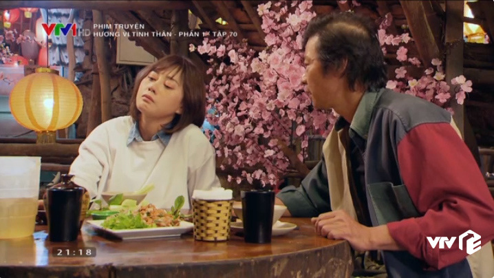 'Hương vị tình thân' tập 71: Mắng chồng hèn, bà Xuân nhận cú tát trời giáng - 2