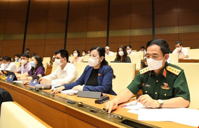 Quốc hội đặt mục tiêu miễn dịch cộng đồng vào cuối năm 2021, đầu 2022 - 1