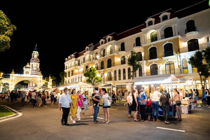 Siêu quần thể Phú Quốc United Center nằm trong Top 100 điểm đến 2021 - 7