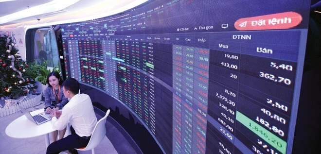 Cuối năm nay, VN-Index sẽ lên 1.700 điểm? - 1