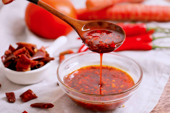 Gà chảy nước miếng - cái tên độc lạ nhưng lại là món ăn nổi tiếng 'thét ra lửa' - 4