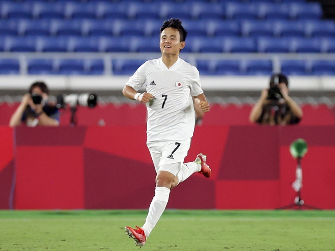 Olympic Tokyo: Kubo tỏa sáng, Nhật Bản đè bẹp Pháp 4-0 - 2