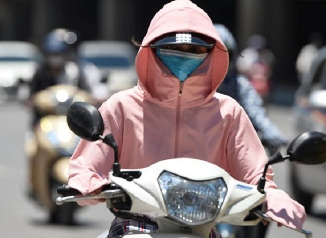 Thời tiết 28/7: Trung Bộ và Nam Trung Bộ nắng nóng gay gắt, có nơi trên 39 độ C - 1