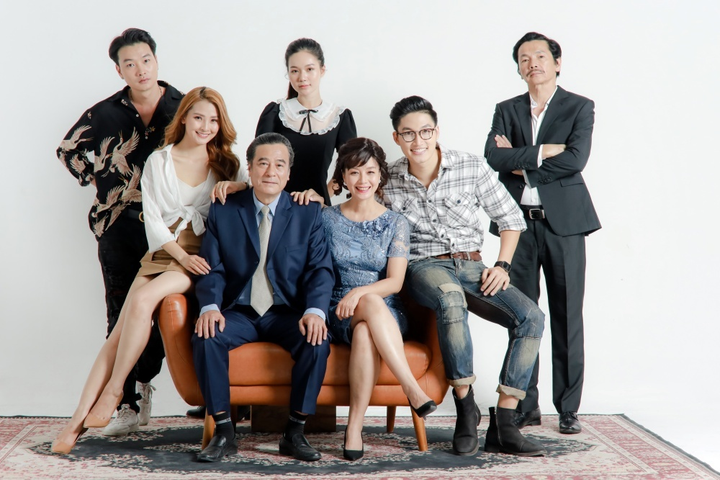 NSND Mạnh Cường - NSƯT Chiều Xuân: 'Ông ăn chả, bà ăn nem' trong phim mới - 1