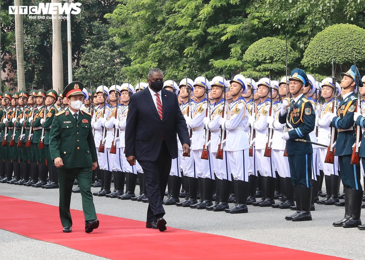 Bộ trưởng Quốc phòng Phan Văn Giang đón tiếp Bộ trưởng Quốc phòng Mỹ - 2