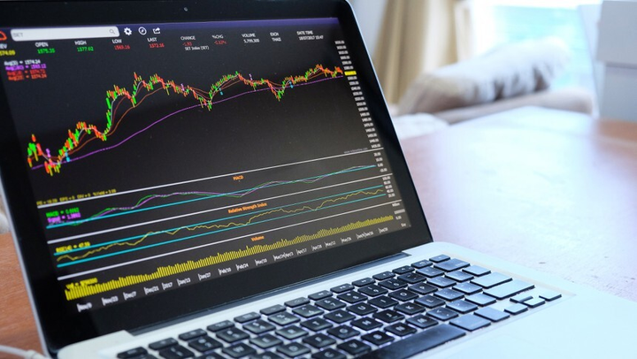 Tăng gần 12 điểm, VN-Index áp sát mốc 1.290 - 1