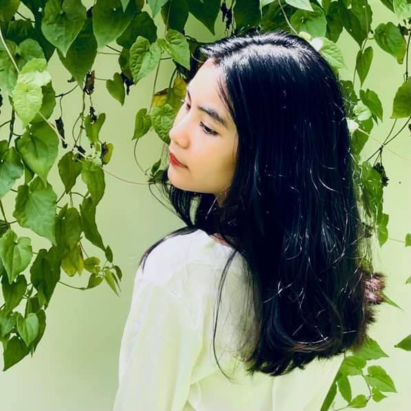 Con gái út MC Quyền Linh 'sao y bản chính' gương mặt bố - 5