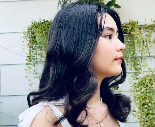 Con gái út MC Quyền Linh 'sao y bản chính' gương mặt bố - 4