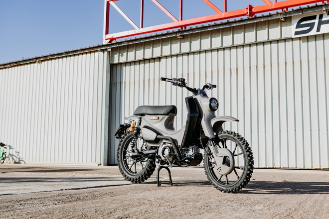 Honda Cub C125 độ theo phong cách xe địa hình - 1