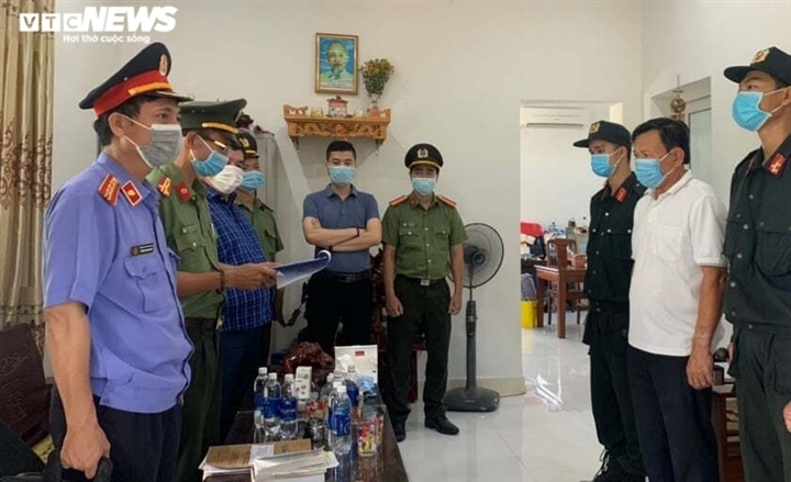 Tham ô 5 tỷ đồng, Giám đốc sân bay Phú Bài cùng 'bộ sậu' đối diện mức án nào? - 2