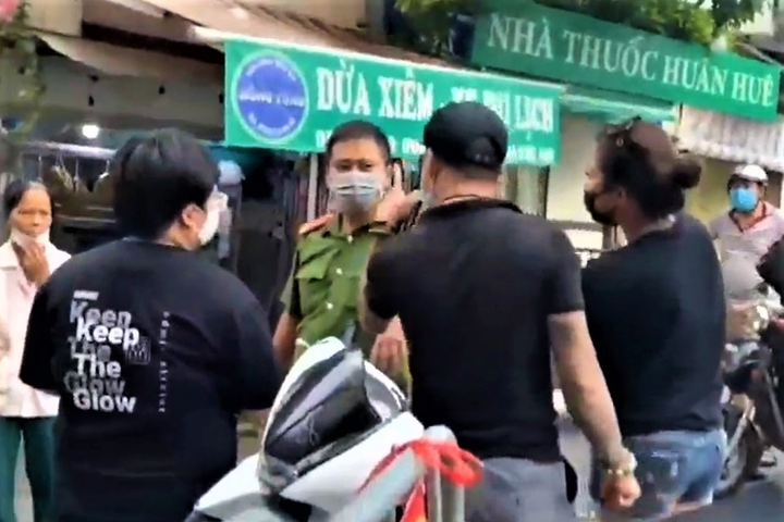 Cãi cùn thời COVID-19: Khó khăn lộ thói vô ý thức - 1