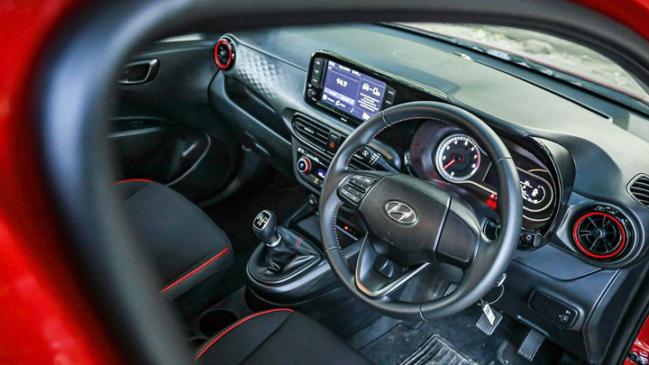 Hyundai Grand i10 mới có gì nổi bật? ảnh 8 Những thay đổi trên Hyundai Grand i10 2021 sắp ra mắt tại Việt Nam - 7