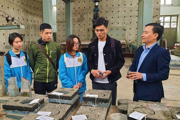 Điểm chuẩn Đại học Giao thông Vận tải năm 2021 có thể tăng 0,5-1,5 điểm - 2