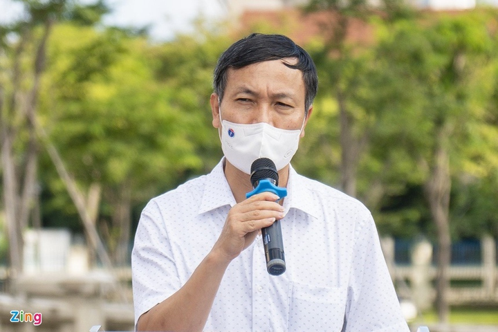 Xe lưu động đến từng hẻm tiêm vaccine cho người dân TP.HCM - 3