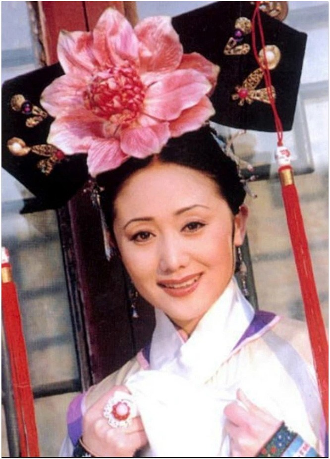 Lệnh phi của 'Hoàn Châu cách cách' bị Quỳnh Dao lừa đóng phim